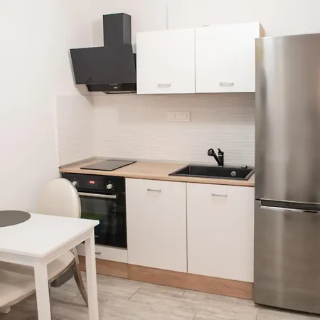 Downtown Abode Apartment *